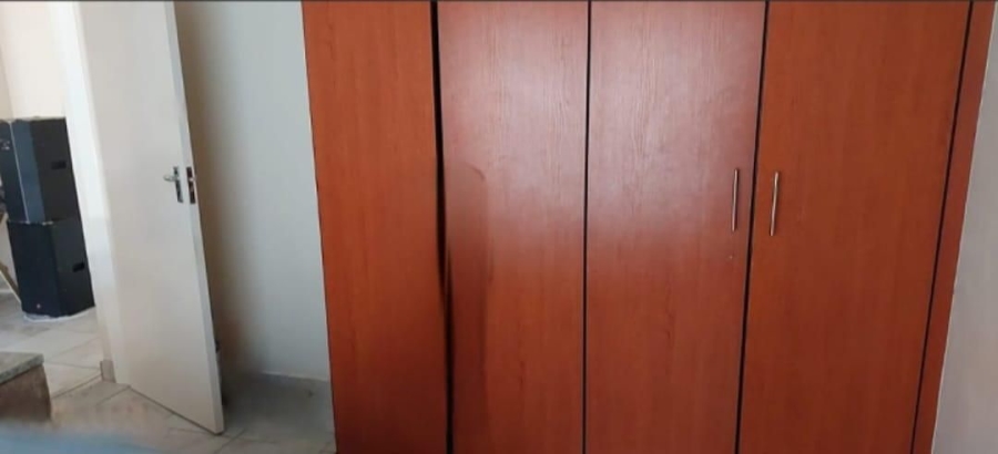 2 Bedroom Property for Sale in Waterval East North West